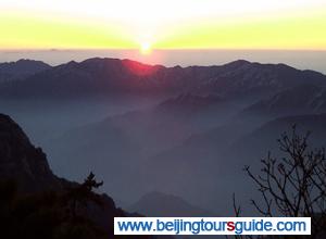 Sunrise on Huangshan